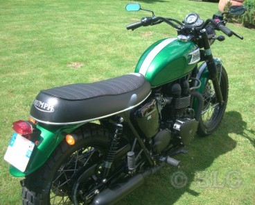 681336a44c85a_Triumph-bonneville-bw.jpg