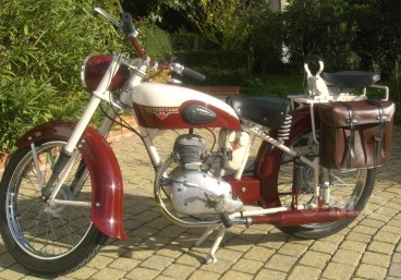 6813389ab194a_MotobecaneD45S.jpg