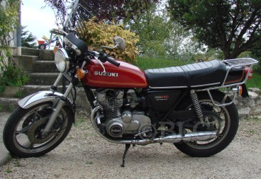 68133bded6c1d_550suzukiGSE.jpg