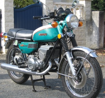 68133c23e6d3c_suzuki250gt2.jpg